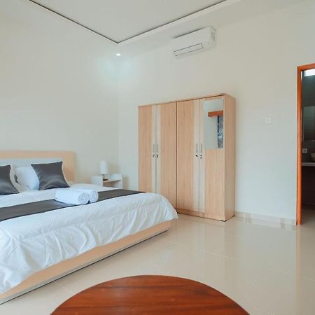 Merpati Villa Uluwatu Ungasan  Exterior photo