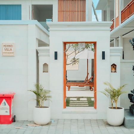 Merpati Villa Uluwatu Ungasan  Exterior photo